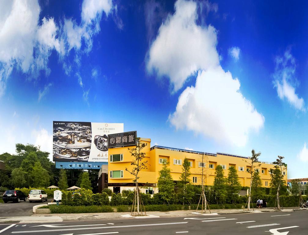 Motel Herz à Taichung Extérieur photo