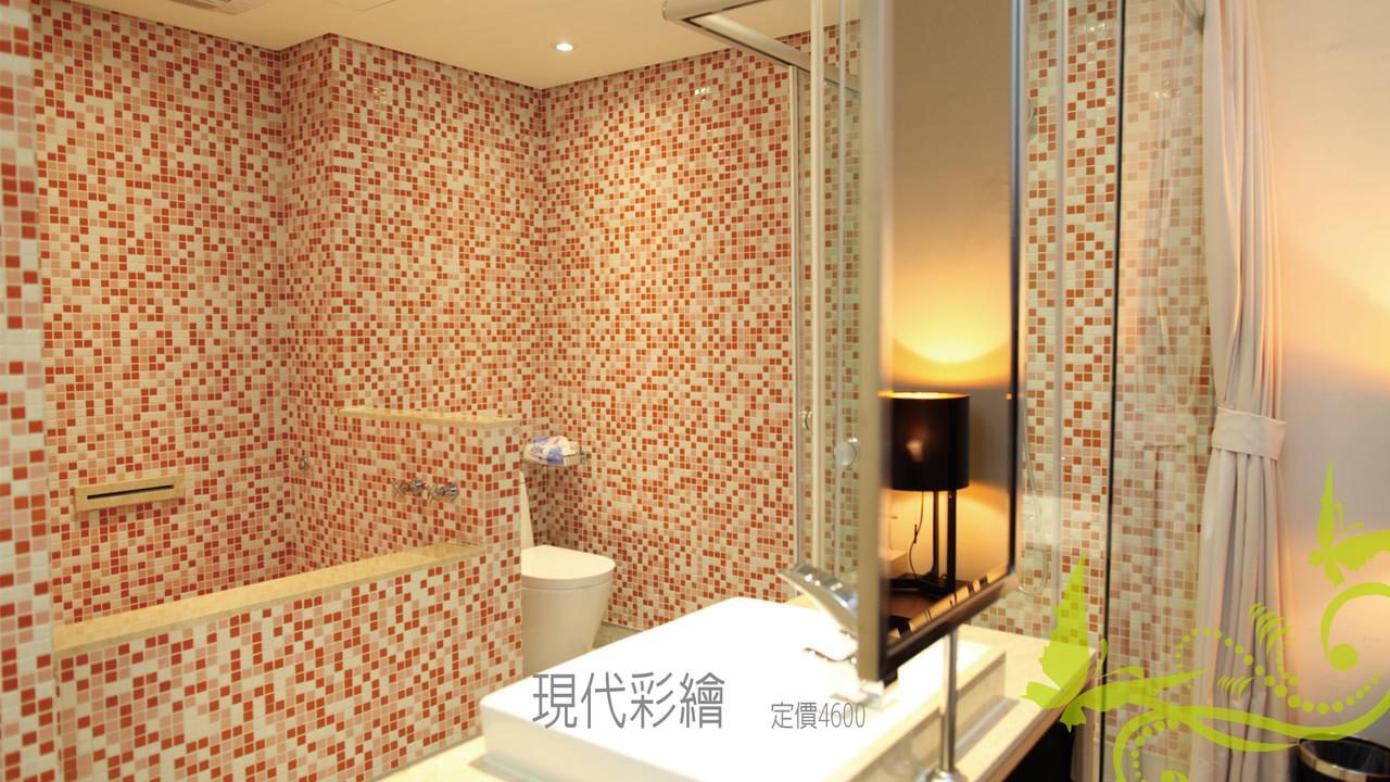 Motel Herz à Taichung Extérieur photo